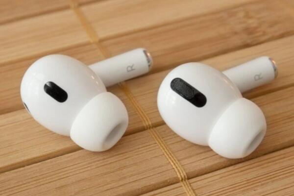 AirPods Sắp Biến Thành "Tai Nghe Phiên Dịch" Với Tính Năng Dịch Thuật Trực Tiếp Đột Phá
